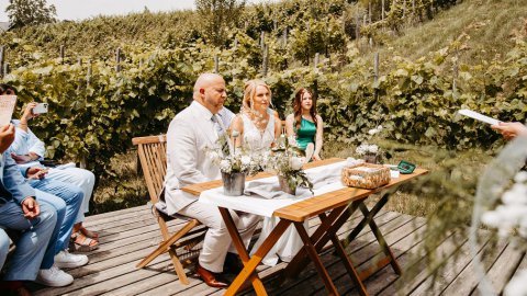 Hochzeit im engsten Familienkreis: Romantisch feiern im Weingarten-Resort, Bild 1/1