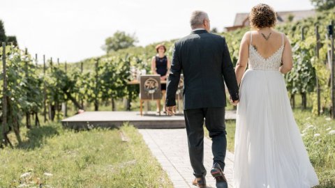 Elopement: Hochzeit zu Zweit – Nur ihr zwei und die Liebe, Bild 1/1